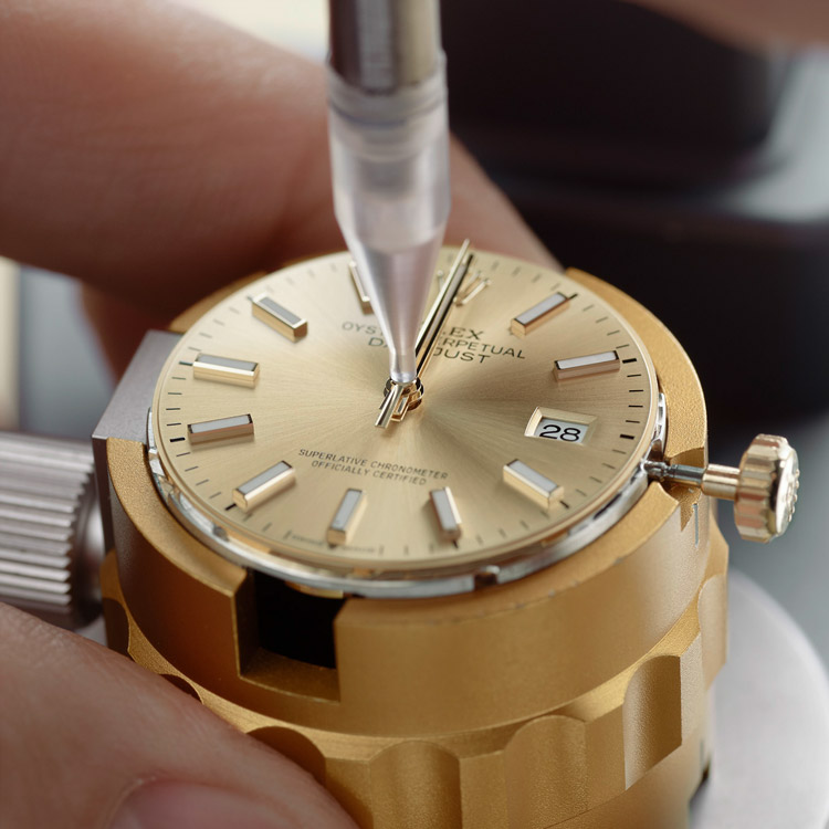 Rolex Servicing Procedure Casing Of The Movement Portrait Grand Rapids Mi