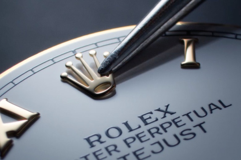 Paul Medawar Fine Jewelry - Official Rolex Jeweler in Grand Rapids MI Discover Rolex Watchmaking Dial
