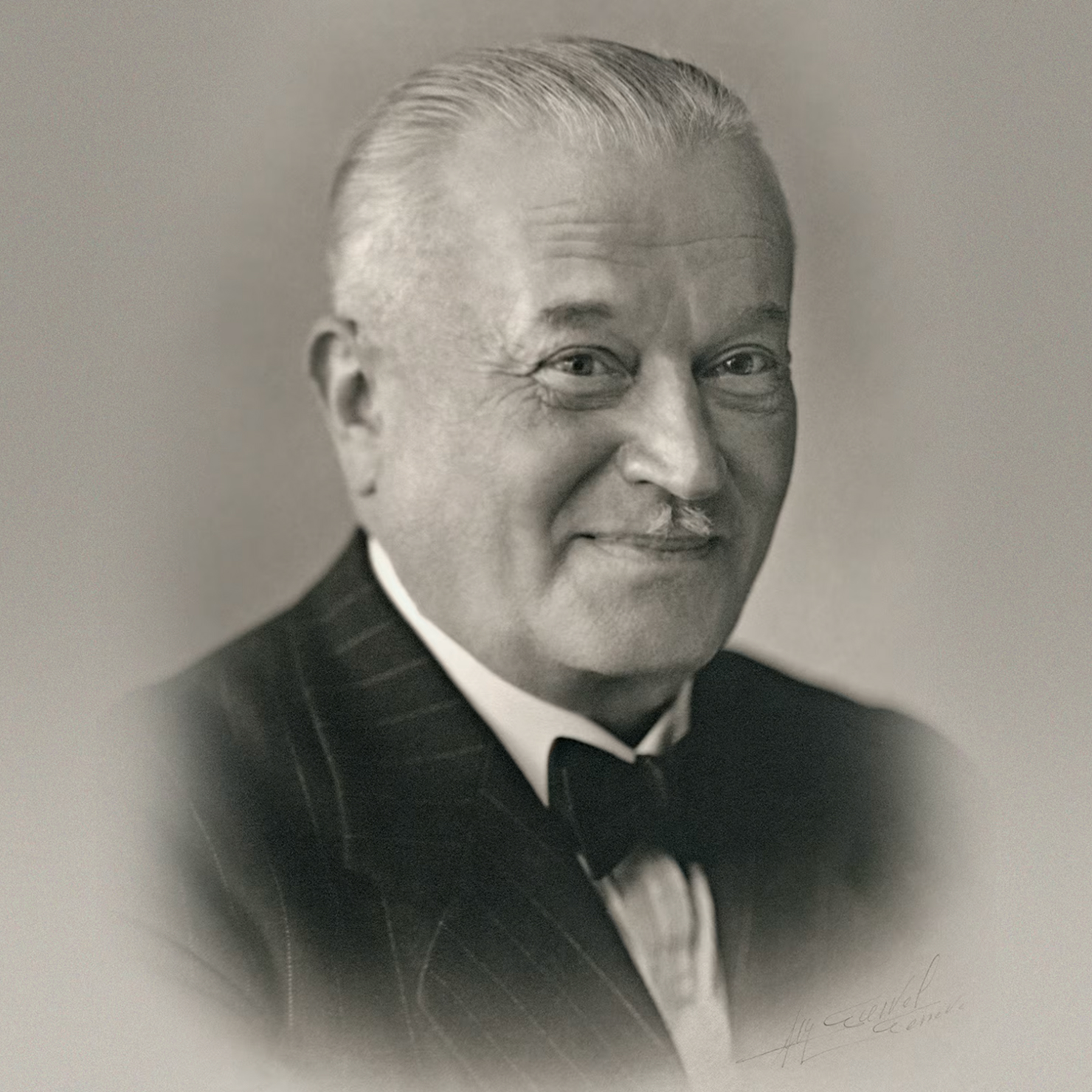 Official Tudor Jeweler In Grand Rapids, Mi Paul Medawar Fine Jewelry About Tudor History