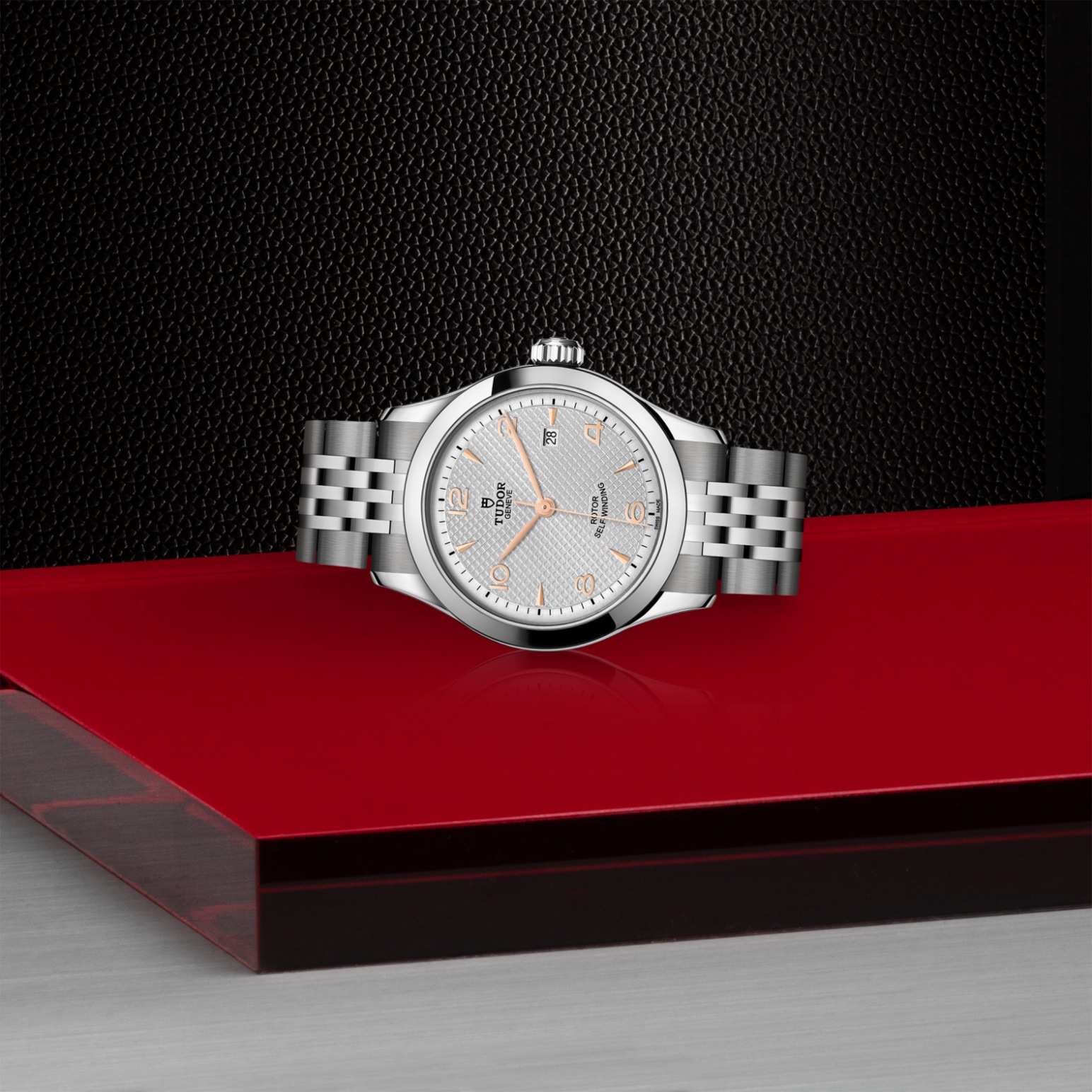 TUDOR 1926 - Image 3