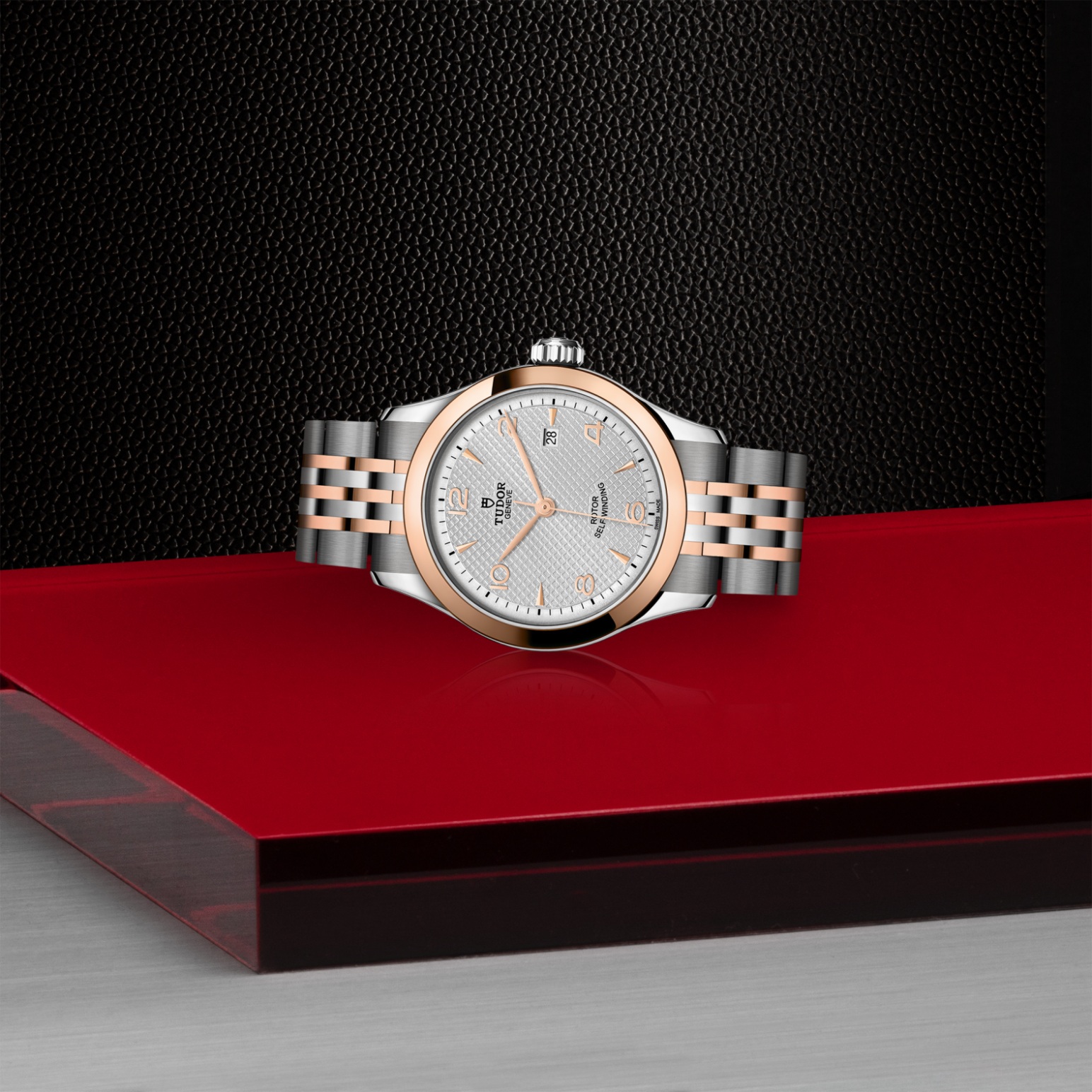 TUDOR 1926 - Image 3