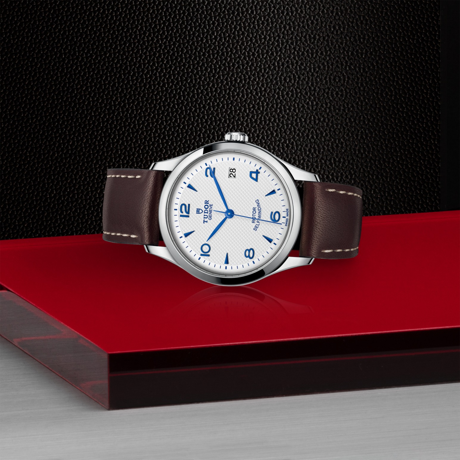 TUDOR 1926 - Image 3