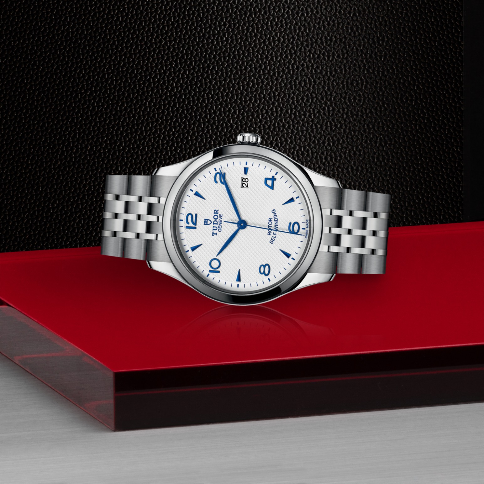 TUDOR 1926 - Image 3