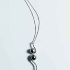Neck Pendant Medawar White Gold Dark Pearls Diamond Grand Rapids Jewelry Store - Neck Pendant Medawar White Gold Dark Pearls Diamond