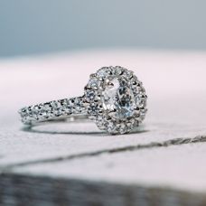 Grand Rapids Jewelry Store - Rings Engagement Medawar White Gold Platinum Halo Eternity Diamond