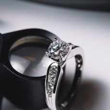 Grand Rapids Jewelry Store - Rings Engagement Medawar White Gold Platinum Multi Diamond Sizes