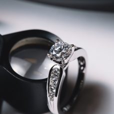 Rings Engagement Medawar White Gold Platinum Multi Diamond Sizes Grand Rapids Jewelry Store - Rings Engagement Medawar White Gold Platinum Multi Diamond Sizes